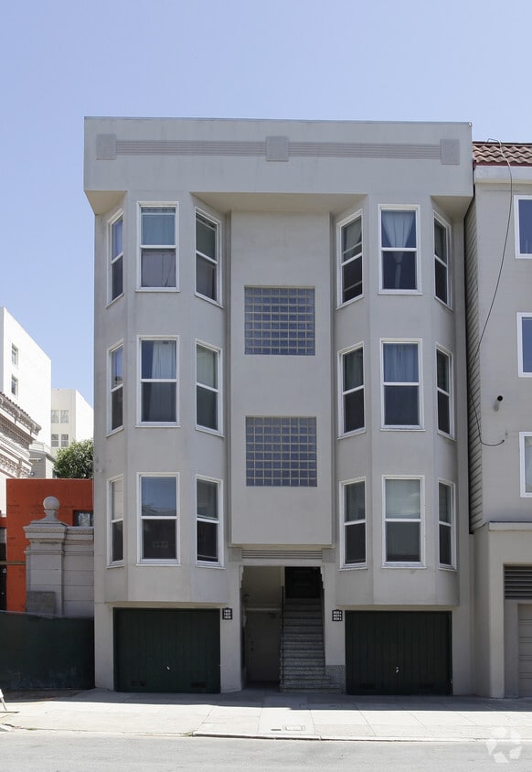 Building Photo - 1835-1839 Green St