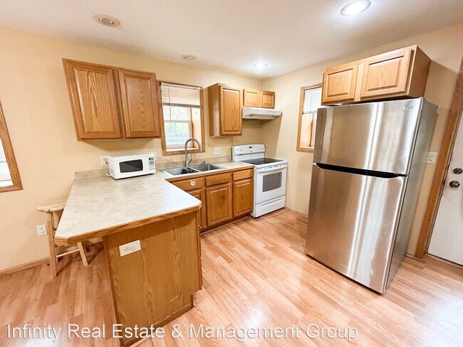 Foto del edificio - 2 br, 2 bath House - 1501 7th Ave NW