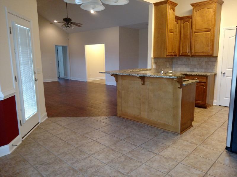 Foto del edificio - 91 Lee Rd 2137