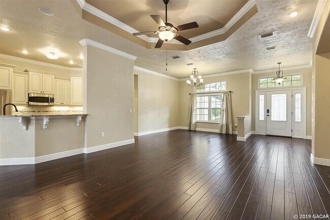 Building Photo - Beautiful 3-Bedroom, 2-Bath Home with Open Layout in Garrison Way