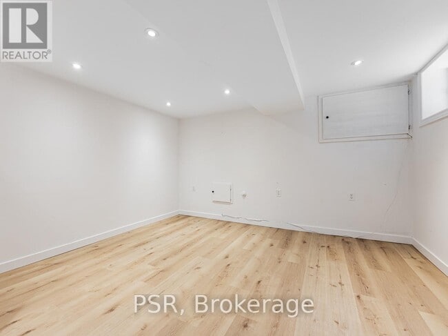 Building Photo - 371 McRoberts Ave