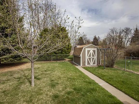 Foto del edificio - 1020 Meadowbrook Dr