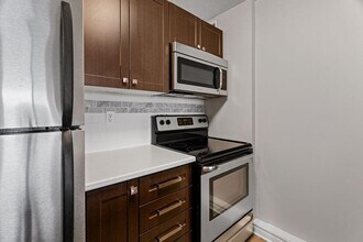 Interior Photo - Avalon Park