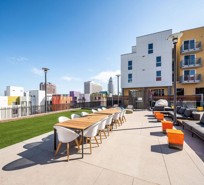 Apartamentos La Plaza Village — foto de la comunidad - La Plaza Village