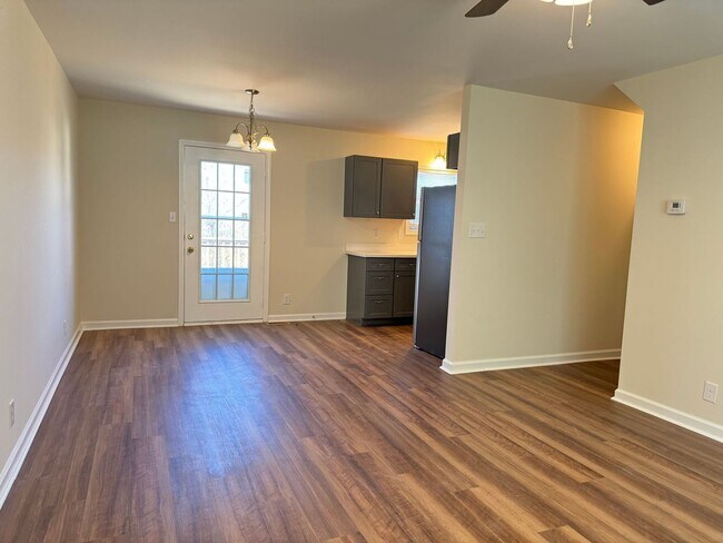 Foto del edificio - Cape Cod with 3 Bed/2 Bath with Basement!