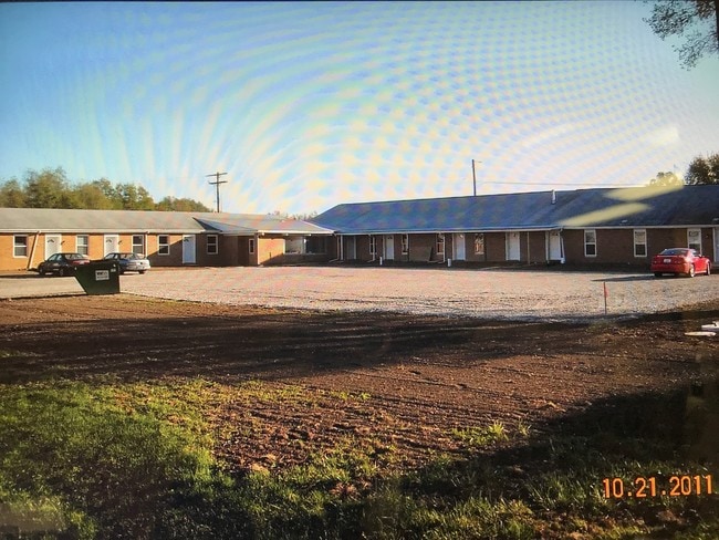 Building Photo - Winkler Village Apartments