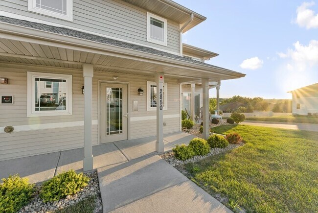 Building Photo - 2898 Pleasant View Rd
