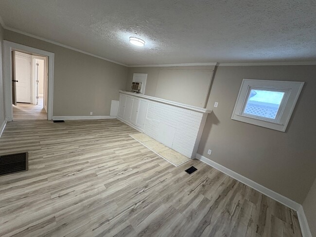 Foto del edificio - 320 N Colorado Ave