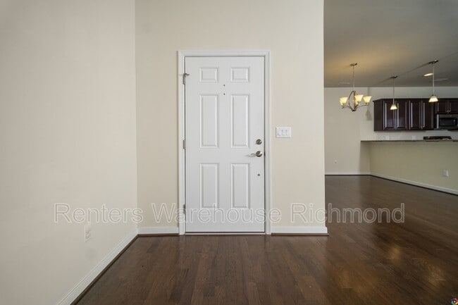 Building Photo - 7414 Kousa Dr
