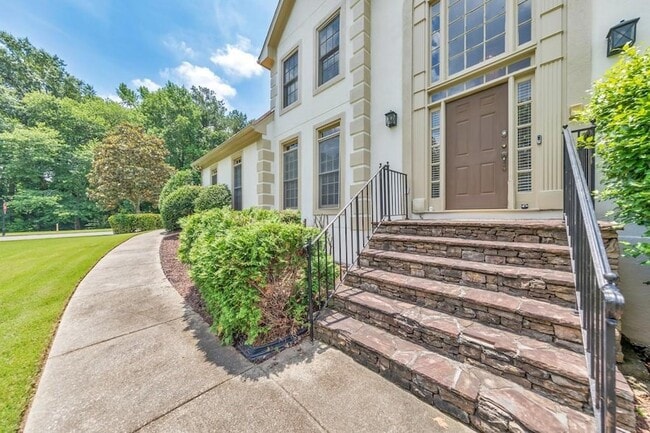Building Photo - 5321 Edgerton Dr