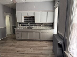 Building Photo - 24-26 Clarke Avenue, First Floor