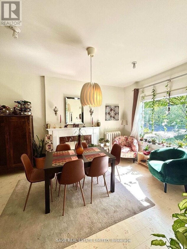 Photo principale - 399 Parkside Dr