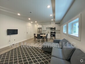 Building Photo - 317 N 41st St