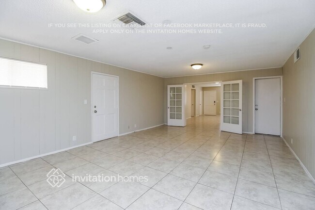 Building Photo - 1013 W Frito Ave