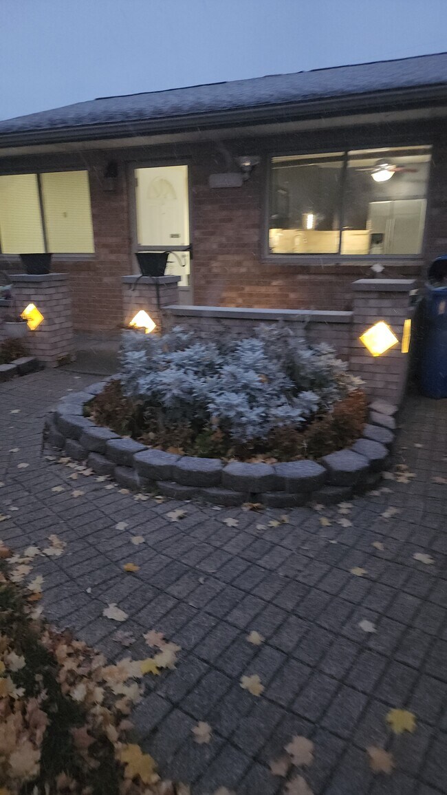 Foto del edificio - 32230 Ruehle Ave