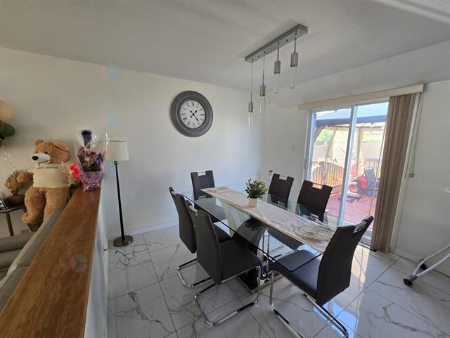Building Photo - 383 Rue de Chalifoux