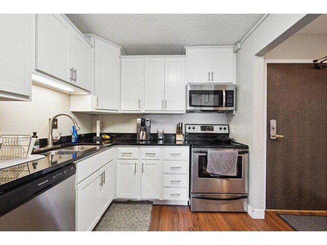 Foto del edificio - 78 10th St E