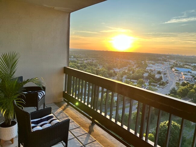 Building Photo - 5505 Seminary Rd