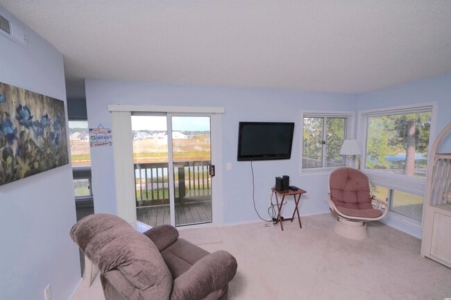 Building Photo - 1025 Plantation Dr