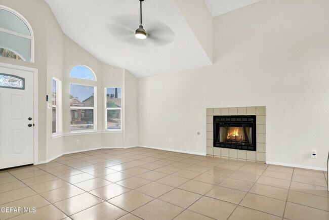 Foto del edificio - 7212 Westover Dr