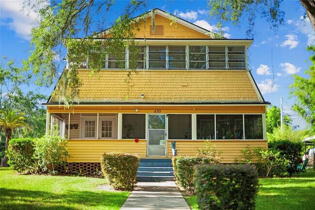 Foto del edificio - 430 W Minnehaha Ave