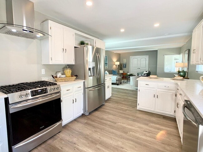 Building Photo - 3-Bed Sanctuary with 2 Baths in the Heart of Campbell - 2089 Sq Ft of Comfort!"