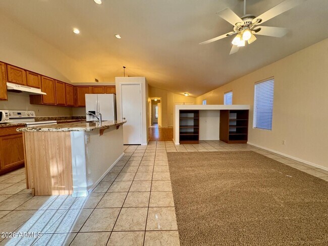 Foto del edificio - 21303 N 79th Dr