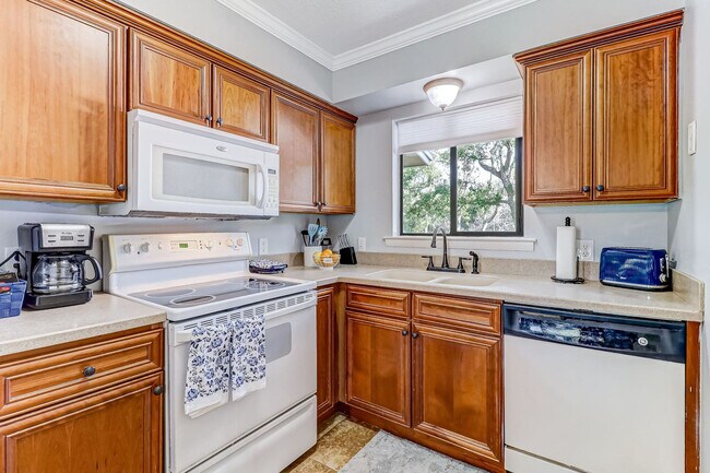 Foto del edificio - 2328 Sadler Rd
