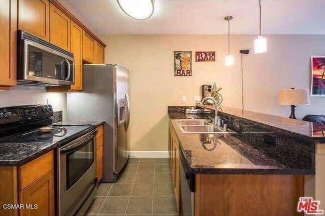 Foto del edificio - 10982 Roebling Ave