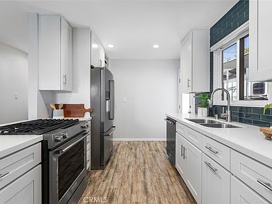 Foto del edificio - 12810 Concord Ave