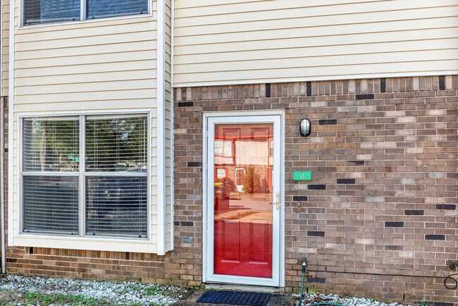 Foto del edificio - 412 Nordic Ln NW