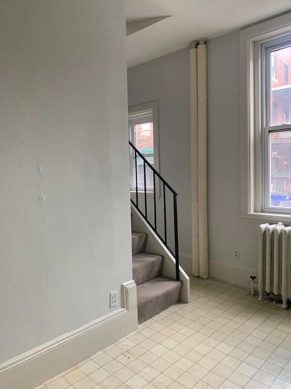 Building Photo - 369 Tappan St