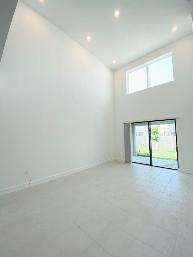 Foto del edificio - Winter Park  home in a Gated Community