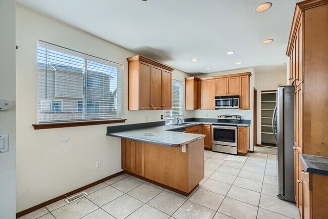 Building Photo - 9210 149th St E, Puyallup, WA, 98375