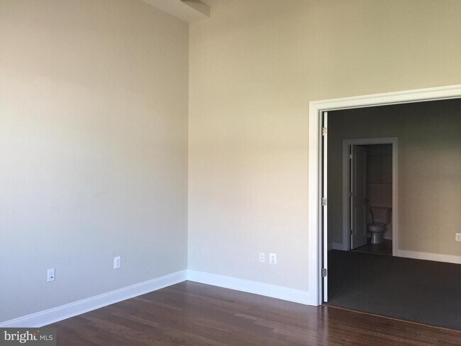 Foto del edificio - 312-320 Walnut St