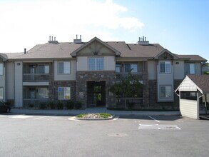 Building Photo - 10311 W Girton Dr