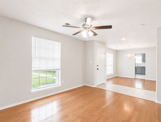 Foto del edificio - 12035 Barrett Brae Dr