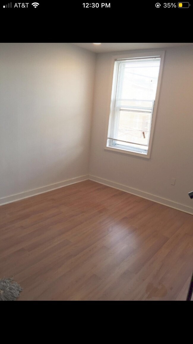 Photo - 1512 N Leithgow St House