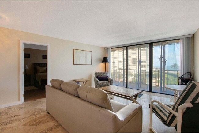 Foto del edificio - 100 Ocean Trail Way