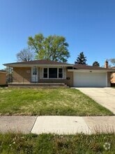 Building Photo - 3444 173rd Pl