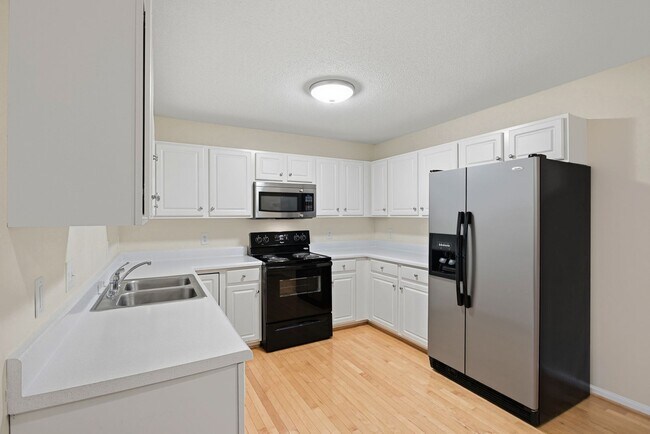 Foto del edificio - 1701 Willa Pl Dr