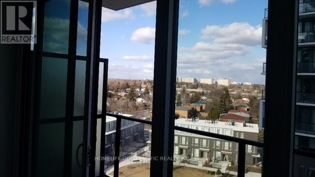 Building Photo - 128 Fairview Mall Dr