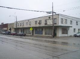 Primary Photo - 105 Fifth St