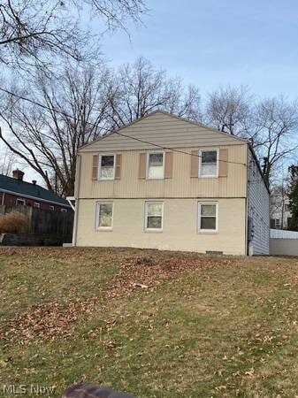 Building Photo - 56 Willow Dr
