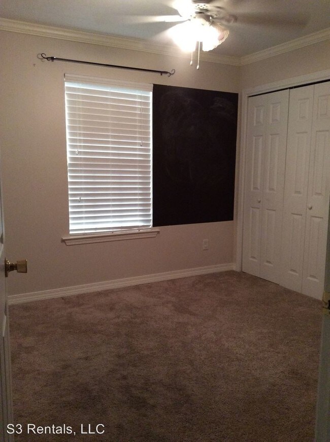 Foto del edificio - 1990 Kim Cv