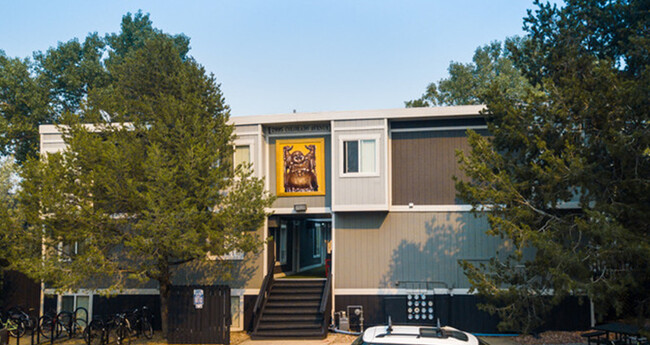 Foto del edificio - Boulder Buddha