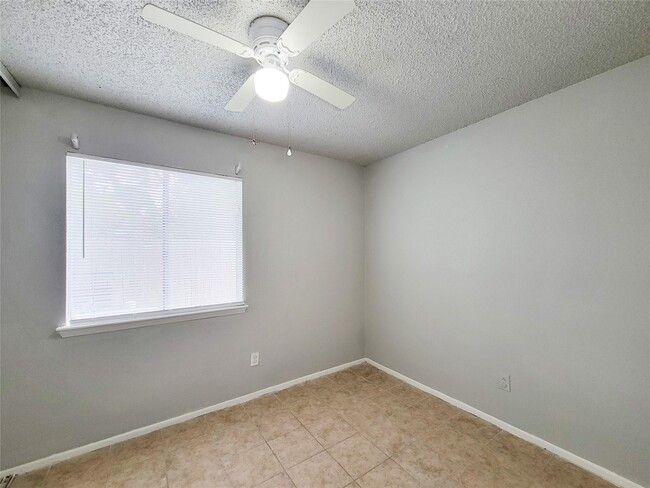 Building Photo - 17706 Glenhagen Ct