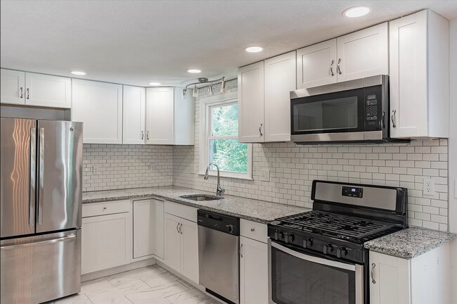 Foto del edificio - 12 Joyce Rd