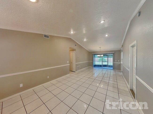 Building Photo - 477 Sundown Trail