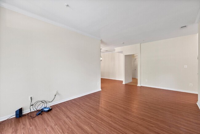 Building Photo - Experience luxurious living in this two-bedroom, two-bath condo located in the Ridges at Belmont ...